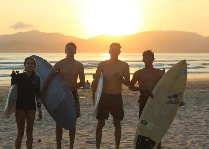 Ayolah Surf House And Surf Camp