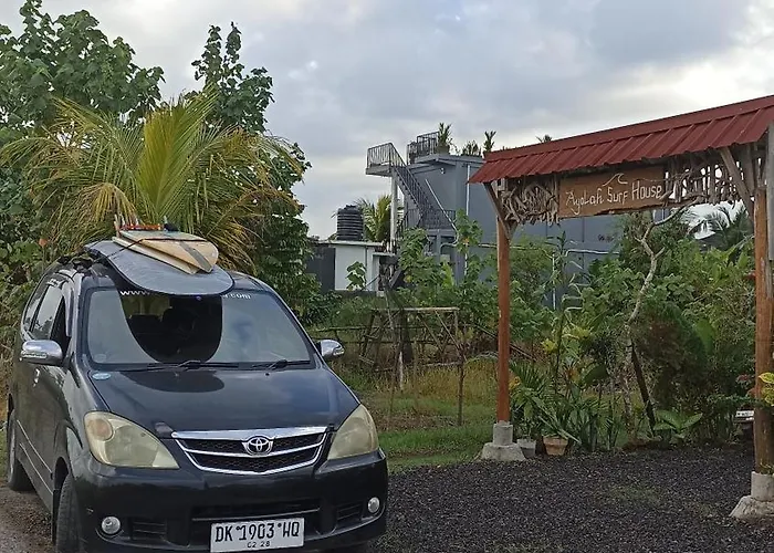 Ayolah Surf House And Surf Camp