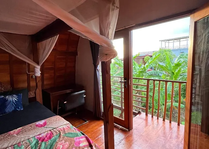 Ayolah Surf House And Surf Camp ホームステイ