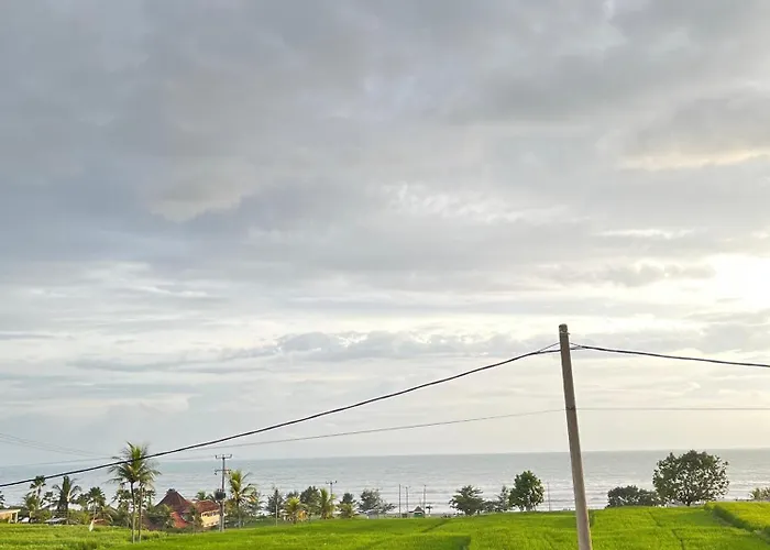 Ayolah Surf House And Surf Camp *